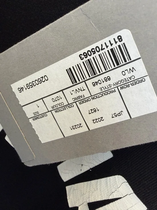 Balenciaga Boxy Logo L/S T-shirt - Picture 3 of 3